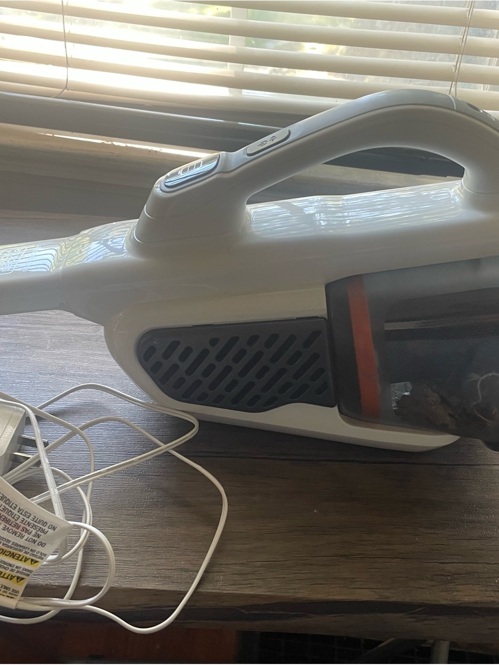 Black & Decker Dustbuster AdvancedClean+ Cordless Hand Vacuum - White/Black